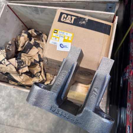 Caterpillar 1W-8444 176mm Long Rocker Shaft Support